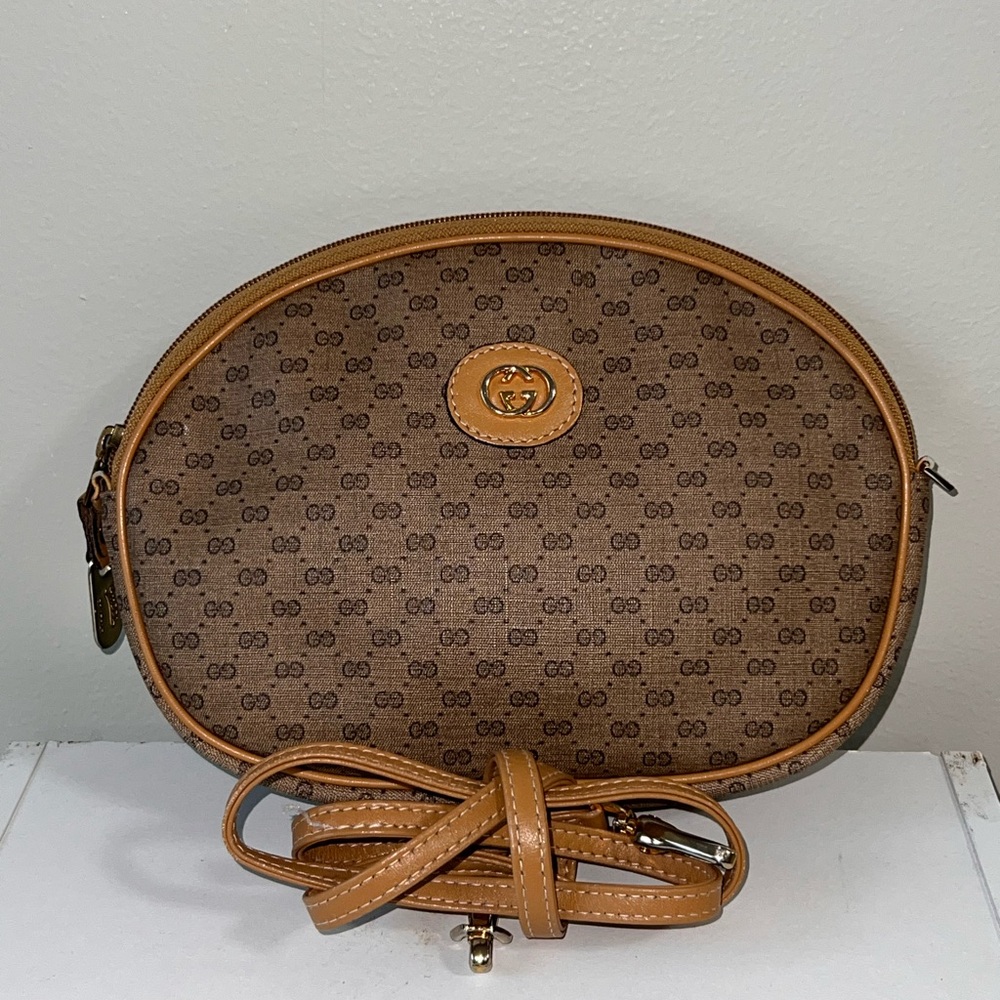 SOLD!!! Gucci Brown Crossbody Bag
